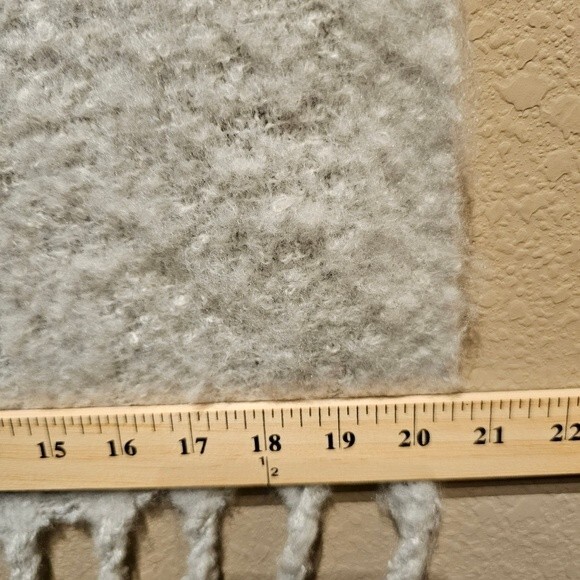 Anthropologie x Mer Sea Ombre Fringe Blanket Oversized Scarf Gray - Picture 4 of 8